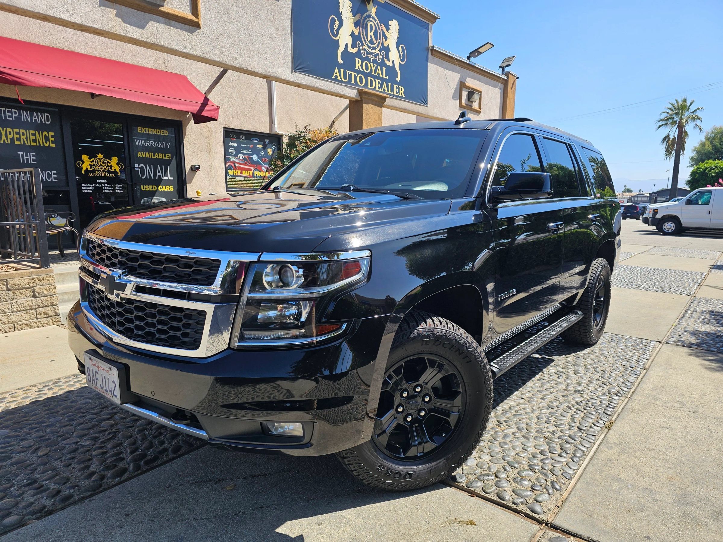 Used 2018 Chevrolet Tahoe LT AWD/4WD image 1