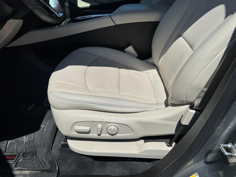 Used 2023 Buick Enclave Essence w/ Experience Buick Package AWD/4WD image 26
