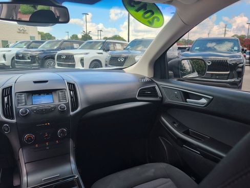 Used 2019 Ford Edge SE w/ SE Fleet Driver's Package FWD image 10