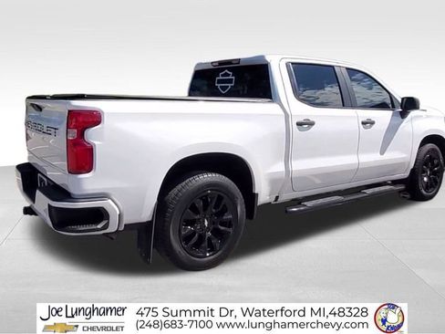 Certified 2022 Chevrolet Silverado 1500 Custom RWD image 8