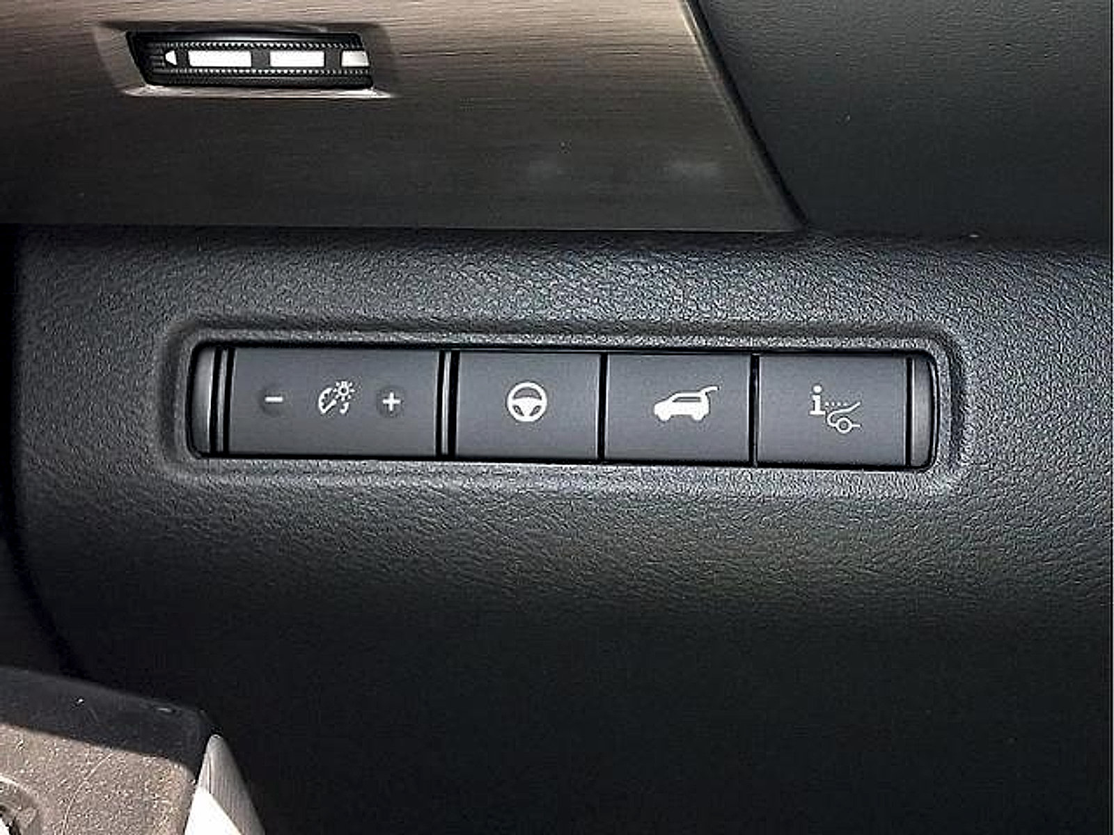 Used 2022 Nissan Pathfinder Platinum w/ Cargo Package AWD/4WD image 23