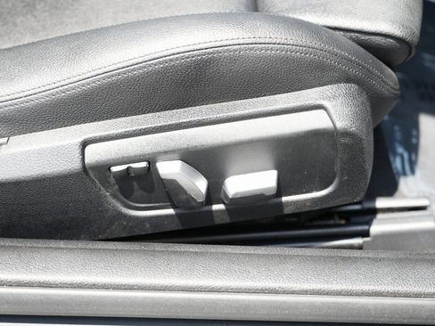 Used 2017 BMW 430i Convertible image 30