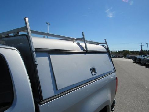 Used 2019 Chevrolet Colorado W/T w/ WT Convenience Package image 23