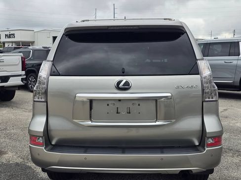 Used 2021 Lexus GX 460 Premium w/ Premium Package AWD/4WD image 4