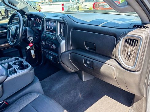 Used 2020 Chevrolet Silverado 1500 LT AWD/4WD image 34