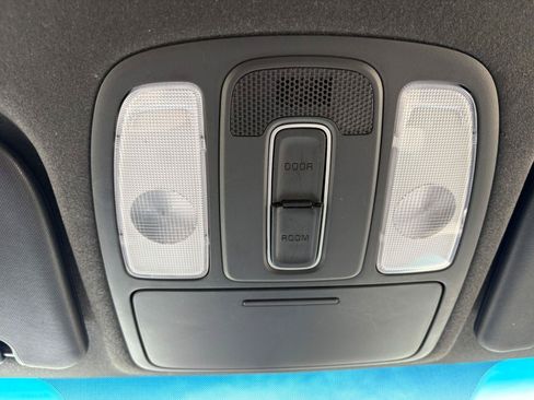 Used 2018 Kia Soul w/ Option Group 020 FWD image 34