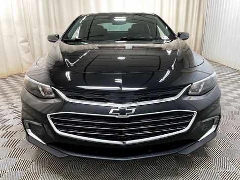 Used 2018 Chevrolet Malibu Premier w/ Premier Sun and Wheel Package image 14