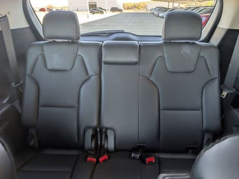 Used 2025 Kia Telluride S image 29