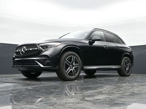 Used 2023 Mercedes-Benz GLC 300 image 37