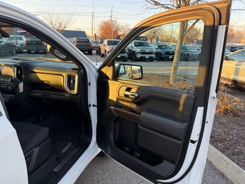 Used 2020 Chevrolet Silverado 1500 LT w/ Trailering Package image 23