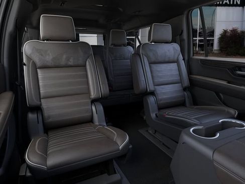 New 2026 GMC Yukon XL Denali Ultimate AWD/4WD image 17
