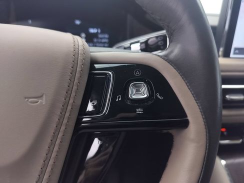 Used 2022 Lincoln Aviator Reserve w/ Elements Package Plus AWD/4WD image 14