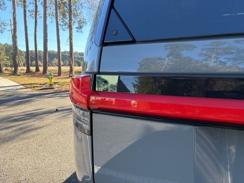 Used 2024 Lexus GX 550 image 13