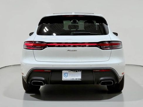 Used 2022 Porsche Macan AWD/4WD image 19