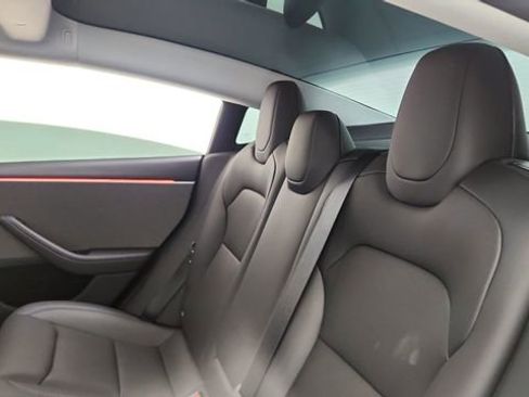 Used 2025 Tesla Model 3 Long Range image 28
