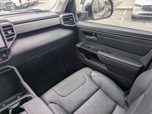 Used 2024 Toyota Tundra Limited image 18