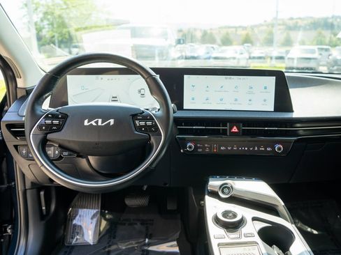 Certified 2023 Kia EV6 Wind w/ Wind Technology Package AWD/4WD image 13