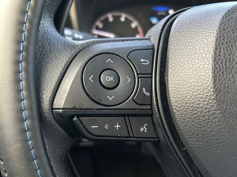 Certified 2025 Toyota Corolla LE image 19