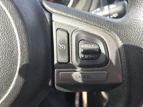 Used 2018 Subaru Forester 2.5i Premium w/ All-Weather Package image 4