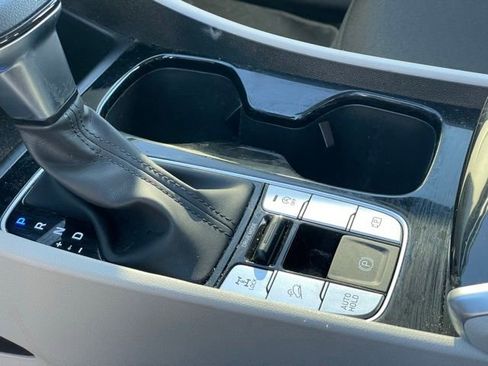 Used 2024 Hyundai Tucson SE image 19