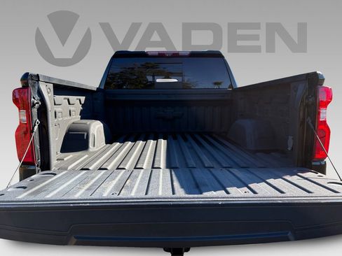 Used 2021 Chevrolet Silverado 1500 LTZ w/ LTZ Premium Package image 18