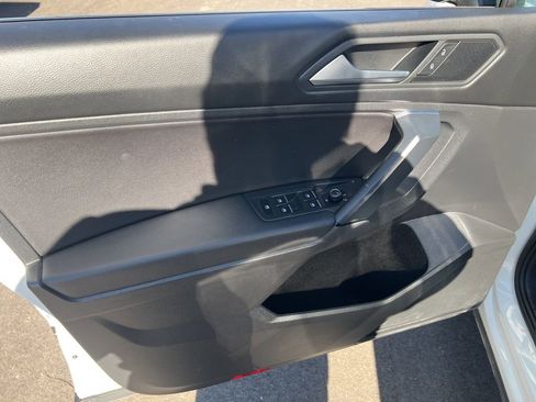 Used 2019 Volkswagen Tiguan SE image 7