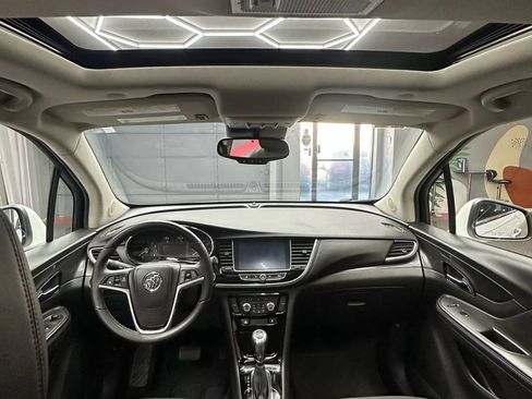 Used 2017 Buick Encore Preferred w/ Experience Buick Package FWD image 22