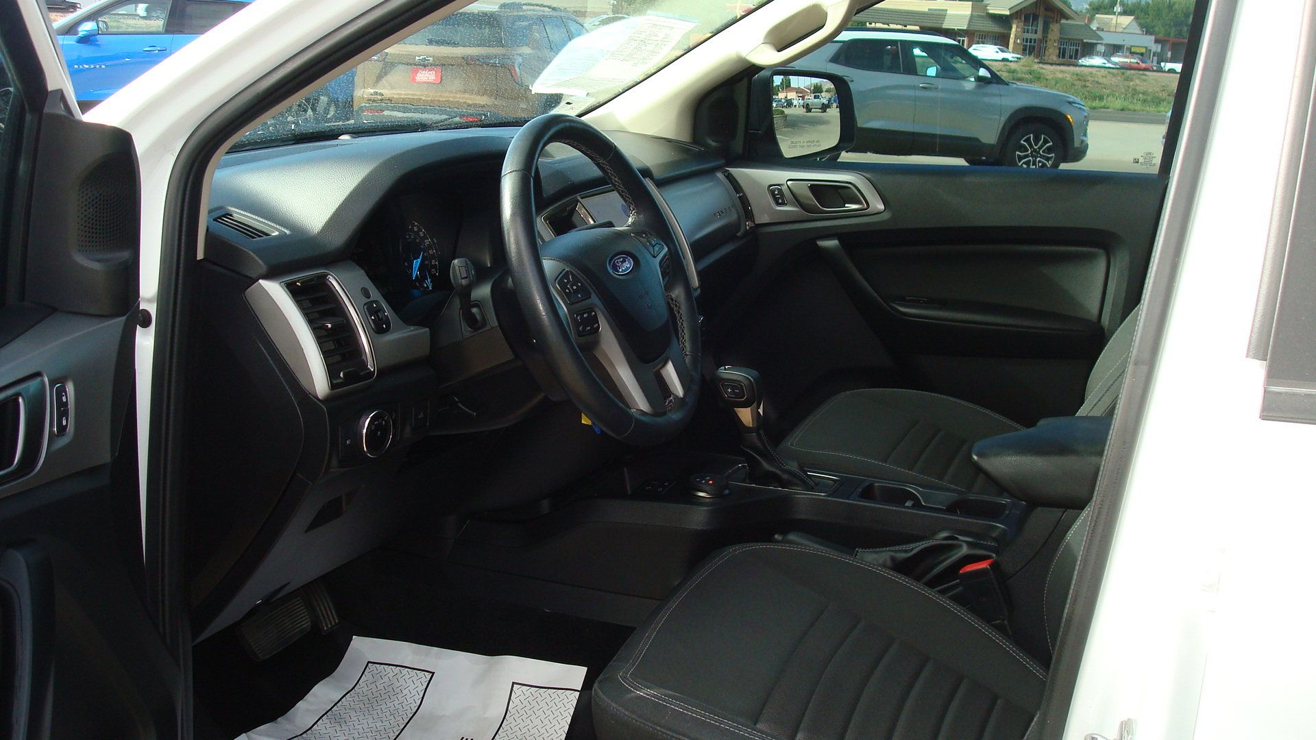 Used 2023 Ford Ranger XLT w/ Equipment Group 301A Mid AWD/4WD image 8