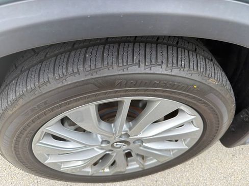 Used 2023 INFINITI QX50 Luxe FWD image 10