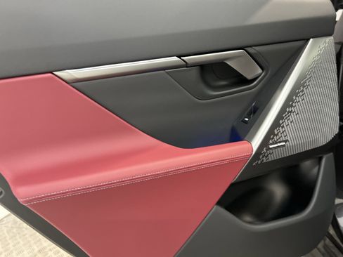 Used 2025 BMW 530i image 15