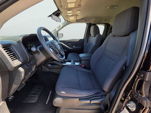 Used 2023 Nissan Frontier S w/ Technology Package RWD image 14