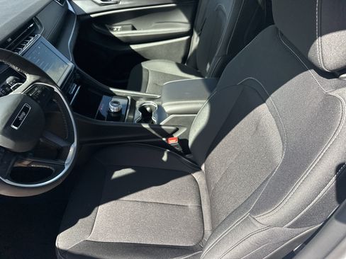 New 2026 Jeep Grand Cherokee Laredo X image 17