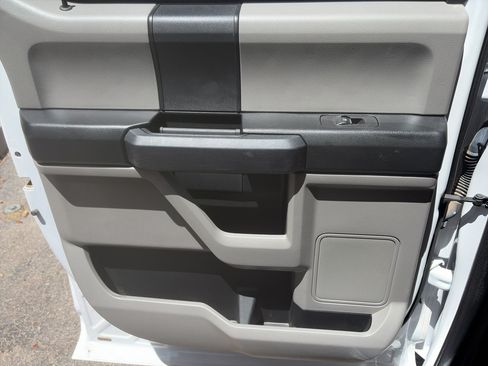 Used 2017 Ford F150 XL w/ XL Power Equipment Group AWD/4WD image 20