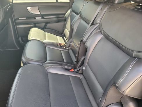 Certified 2025 Ford Expedition Max Platinum AWD/4WD image 13