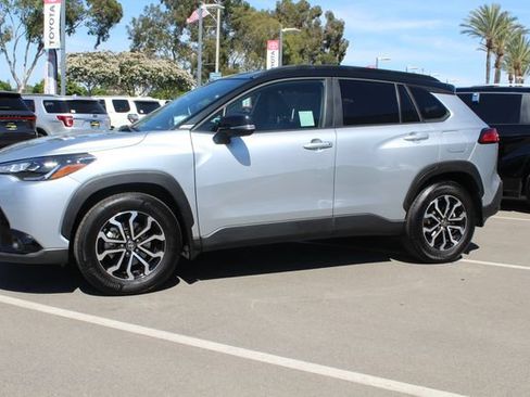 Used 2025 Toyota Corolla Cross AWD Hybrid image 6
