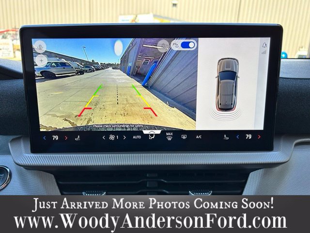 Used 2026 Ford Explorer Active RWD image 14
