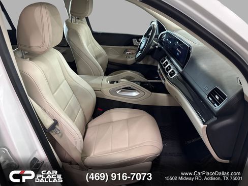 Used 2020 Mercedes-Benz GLS 450 4MATIC image 28