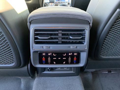 New 2026 Audi RS Q8 performance image 18