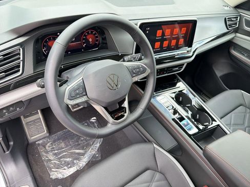 New 2026 Volkswagen Atlas Peak Edition AWD/4WD image 21