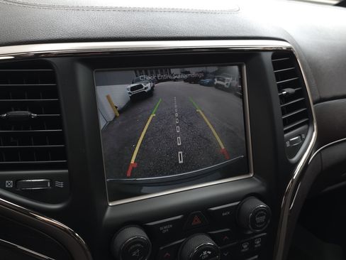 Used 2016 Jeep Grand Cherokee Summit image 20