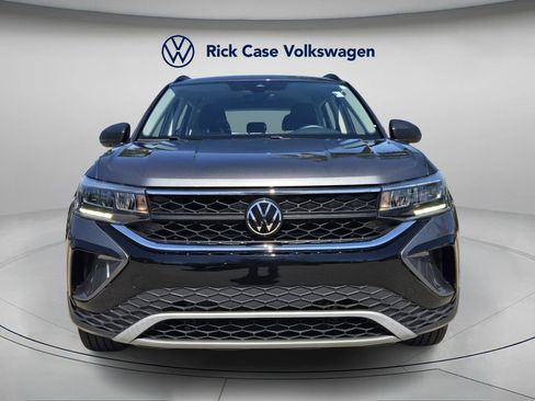 Certified 2024 Volkswagen Taos S image 5