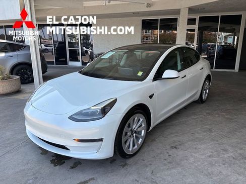 Used 2023 Tesla Model 3 Standard Range RWD image 7