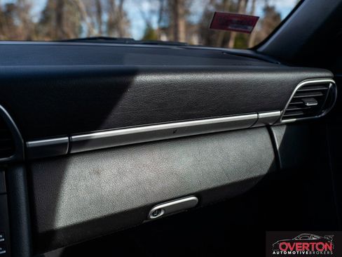 Used 2009 Porsche 911 Cabriolet image 26