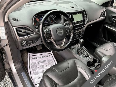 Used 2020 Jeep Cherokee Limited AWD/4WD image 10