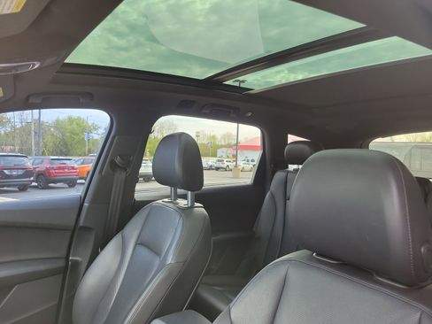 Used 2018 Audi Q7 3.0T Premium Plus AWD/4WD image 9