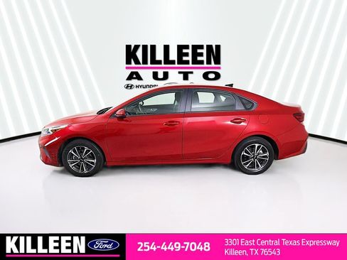 Used 2024 Kia Forte LXS FWD image 4