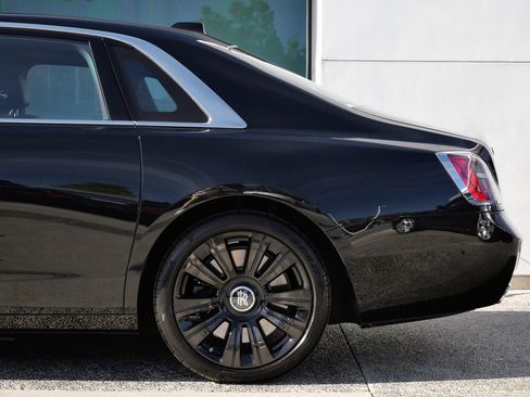Certified 2023 Rolls-Royce Ghost image 23