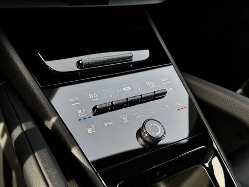 New 2026 Porsche Cayenne S image 32