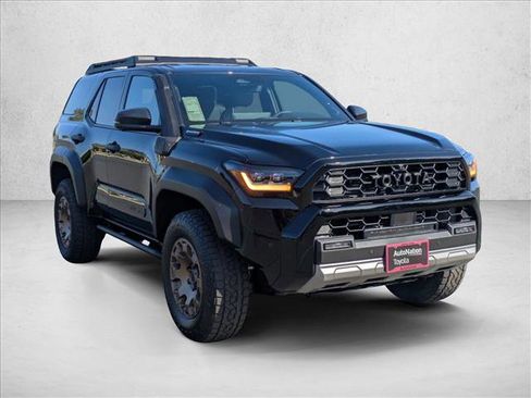 New 2025 Toyota 4Runner Trailhunter image 9
