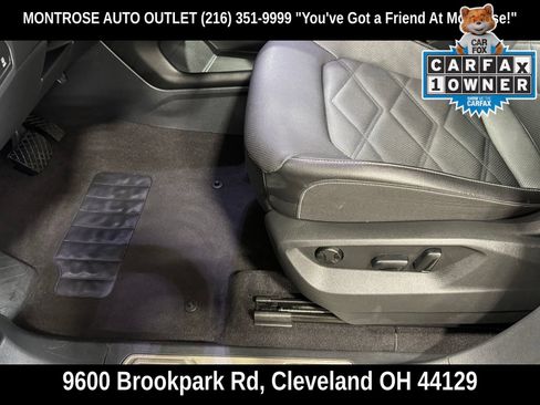 Used 2024 Volkswagen Atlas SE AWD/4WD image 18